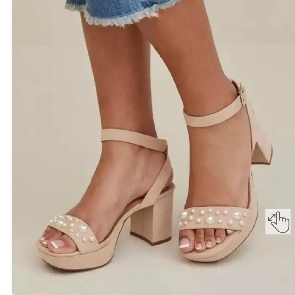 Torrid Pearl Faux Suede Open Toe Ankle Strap Platform Heels 7WW Wide Width Beige